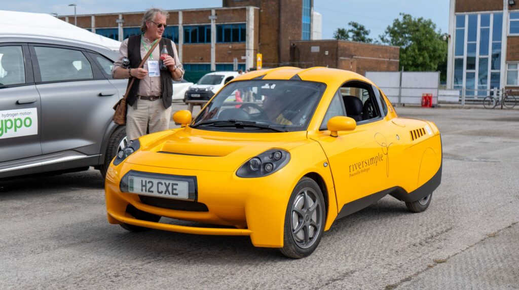 The Riversimple car is powered by hydrogen and a fuel cell, with a cruise of 60 mph, and a range of 300 miles.