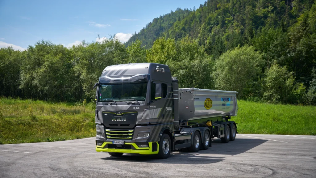 MAN hTGX Truck Powered By Hydrogen Internal Combustion Engine August 2024