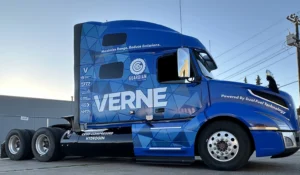 Verne Cryo Hydrogen Dual Fuel Truck Driving Hydrogen