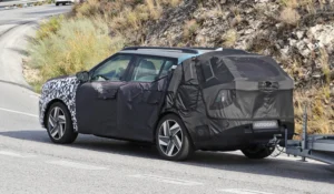 Hyundai NEXO camouflage road testing