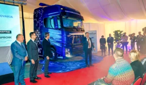 Slovakia’s first hydrogen truck: The "M&I RH120R" hits the road