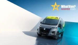 Vauxhall Movano HYDROGEN wins Editor’s Choice Award at the 2025 What Van? Awards