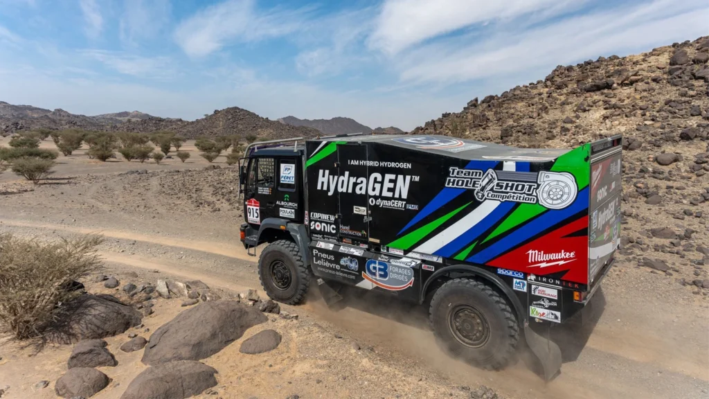 Dakar 2025: The hydrogen-diesel hybrid trucks participating in the world’s toughest rally raid