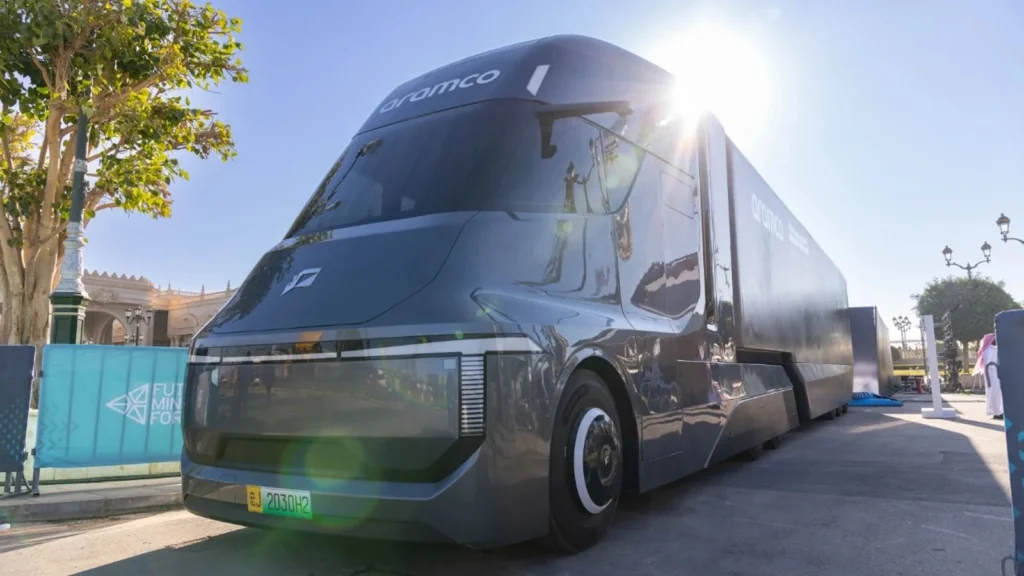 Saudi Aramco and HyperView hydrogen fuel cell truck.