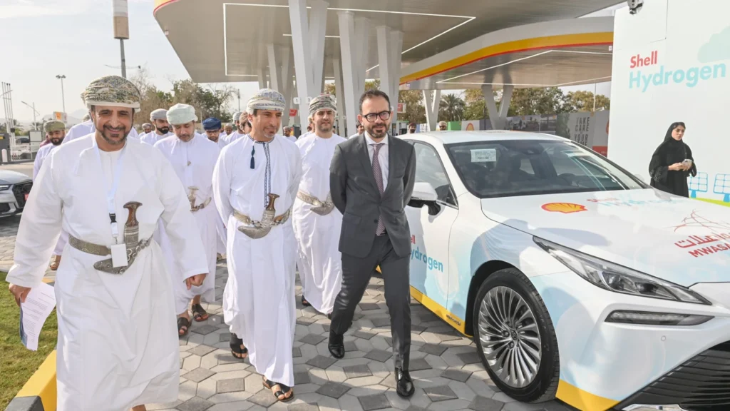 Shell opens first green hydrogen fuel station in Oman