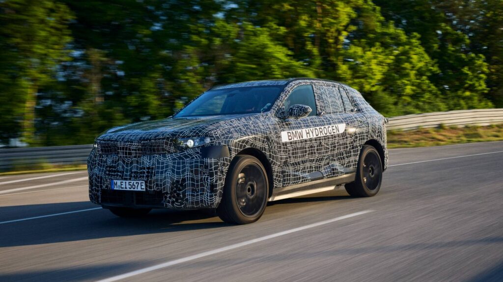 BMW iX5 Hydrogen camo first look. (Image: BMW Group)